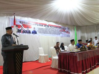 Wali Kota Asripan Nani Hadiri Paripurna Pembicaraan Tingkat 2 Pengambilan Persetujuan Kebijakan Umum APBD