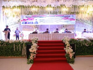 Wali Kota Asripan Nani Hadiri Persetujuan Ranperda APBD Kota Kotamobagu Tahun 2024