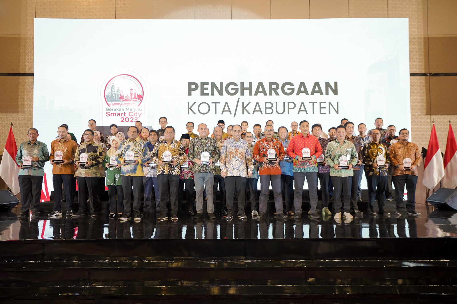 Pemkab Asahan Terima Penghargaan Smart City Tahun 2023