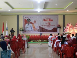 Pj Bupati Bolmut Ajak Dukung Peran Perempuan dalam Peringatan Hari Ibu ke-95