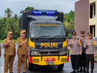 Polres Bolsel Terima Hibah Truk Dalmas