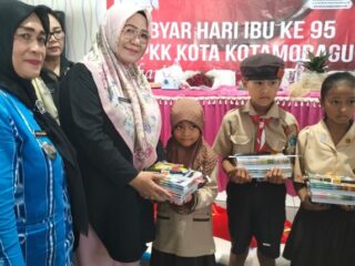 TP-PKK Kotamobagu Gelar Sehari Bersama Masyarakat di Desa Pontodon Timur