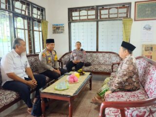 Tingkatkan Silaturahmi Bersama Tokoh Agama, Kapolres Blitar Kota Kunjungi Pondok Pesantren