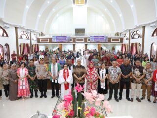 Wali Kota Asripan Nani Safari Natal di Kotamobagu