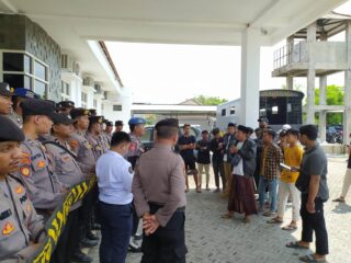 Diduga Langgar Kode Etik Pemilu, Warga Desak Pecat Ketua PPS Lerpak