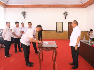 Wali Kota Asripan Nani Pimpin Penandatanganan Pakta Integritas Seluruh Pimpinan OPD