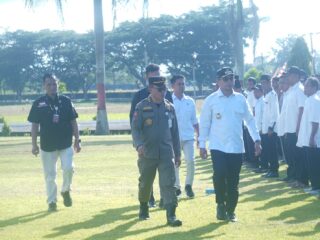 Pemkab Bolmut Gelar Apel Bersama Satlinmas dan Petugas Pengaman TPS