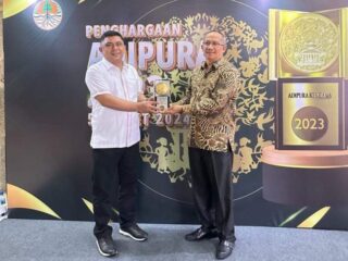 Bersama Wali Kota Kotamobagu, Ketua DPRD Meiddy Makalag Hadiri Penerimaan Penghargaan Adipura