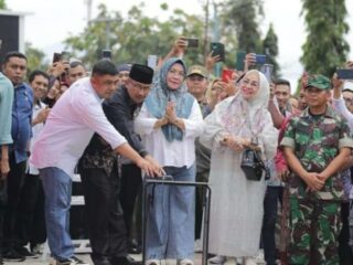 Ketua DPRD Meiddy Makalalag Hadiri Peresmian Alun-Alun Boki Hotinimbang Kotamobagu