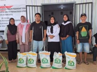 Pemdes Pontodon Timur Salurkan Bantuan CBP kepada 50 KPM