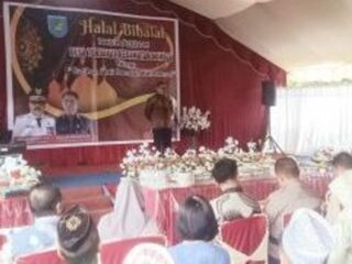 Bupati Bolmong Limi Mokodompit Hadiri Halal Bihalal di Desa Toruakat