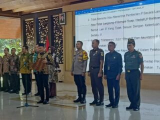 Bupati Sidoarjo Deklarasikan Komitmen Anti Korupsi