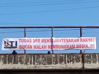 IJTI Korda Bangkalan Gelar Aksi Tolak Revisi UU Penyiaran