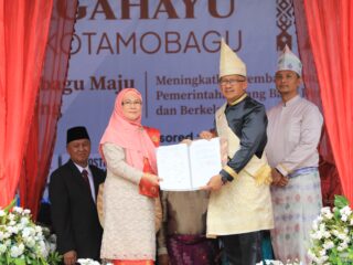 Pemkot Kotamobagu Terima Hibah Tanah dan Bangunan Gedung Wanita