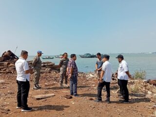 Komisi A DPRD Bangkalan Sidak Galangan Kapal Ilegal