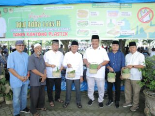 Pemkab Asahan Sembelih Hewan Qurban di Alun-Alun Rambate Rata Raya Kisaran