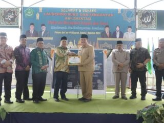 Wakil Bupati Asahan Terima Penghargaan Sertifikat Sebagai Tokoh Moderasi Beragama