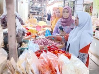 Bulan Maulid Harga Kebutuhan Pokok di Bangkalan Stabil