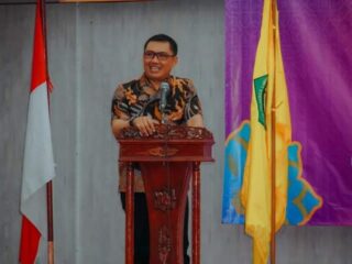 Bupati Batu Bara Heri Wahyudi Hadiri Dialog Publik dan Pelantikan Pengurus IKLAB