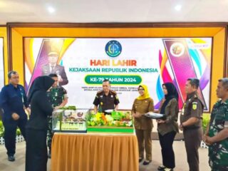 Hadiri HUT Kejari ke-79, Bupati Blitar Dukung Penegakan Hukum Profesional