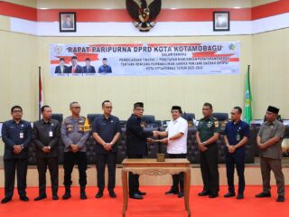 Wali Kota Abdullah Mokoginta Hadiri Rapat Paripurna Pembahasan RPJPD 2025-2045