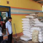 Distankan Kotamobagu Lakukan Monitoring Ketersediaan Pupuk Bersubsidi