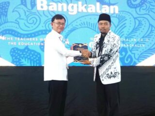 Penulis Artikel Terbanyak, PGRI Bangkalan Raih Penghargaan dari Muri Indonesia
