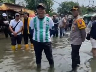 Plt Bupati Tinjau Langsung Lokasi Banjir di Sidoarjo