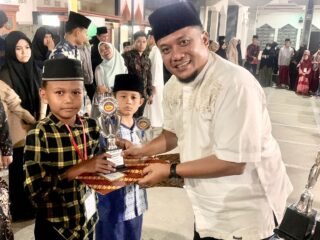 Camat Kota Kisaran Timur Tutup Pelaksanaan MTQ dan FSQ Tingkat Kelurahan Teladan