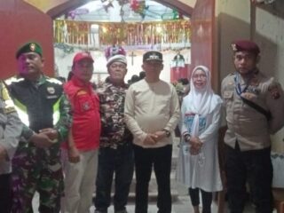 Camat Air Batu Pantau Pengamanan Gereja di Malam Natal