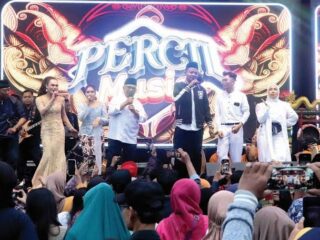 Bupati dan Wakil Bupati Blitar Gelar Ngabuburit dan Buka Bersama