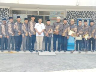Camat Meranti Lantik Dewan dan Majelis Hakim MTQ Tingkat Kecamatan