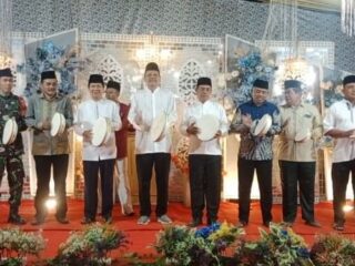 Staf Ahli Bidang Pemerintah dan Politik Hadiri Pembukaan MTQ Tingkat Kecamatan Meranti