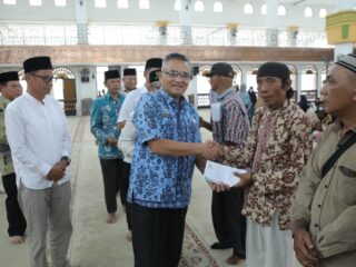 BAZNAS Kabupaten Asahan Salurkan Dana ZIS Kepada 100 Orang Fakir Miskin 