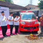 Pemkab Blitar Terima CSR Satu Unit Mobil Ambulan untuk RSUD Ngudi Waluyo