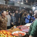 Wali Kota Kotamobagu Weny Gaib Pantau Langsung Ketersediaan Bahan Pokok di Pasar 23 Maret