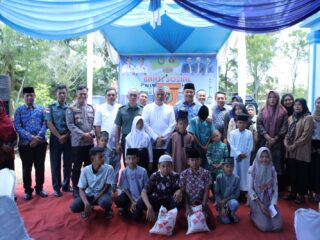 Bupati Asahan Hadiri Kegiatan Bakti Sosial PWI Kabupaten Asahan