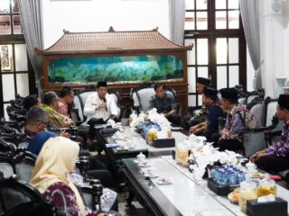 Sekolah Swasta di Sidoarjo Berlomba Legalkan Bangunan