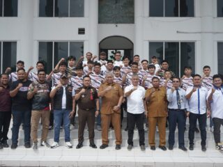 Sekda Asahan Lepas Asahan Futsal Club Bertanding di Liga Futsal Nusantara