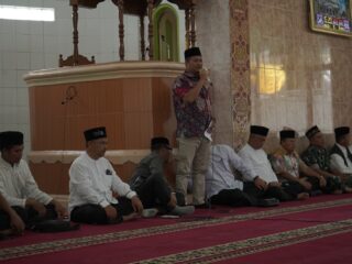 Wabup Asahan Hadiri Zikir Akbar dan Do'a Bersama di Masjid  Siti Zubaidah