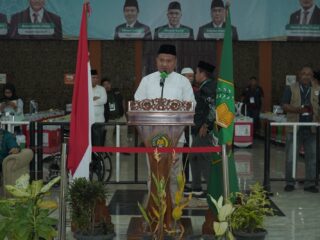 Wakil Bupati Asahan Sambut Kedatangan Jamaah Haji Kloter 15 di Embarkasi Medan