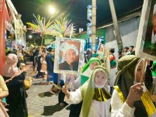 IPPNU Rungkut Tengah Gelar Festival Takbir Keliling 800 Peserta Ramaikan Kirab