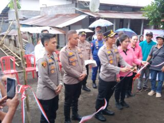 Polres Bitung Resmikan Sarana Air Bersih di Kelurahan Sagerat Weru Dua