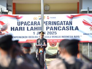 Polres Gresik Gelar Upacara Peringatan Hari Lahir Pancasila ke-80