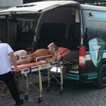Sepenuh Hati Melayani, Ambulan Gratis Polres Gresik Antar Warga ke Rumah Sakit Ibnu Sina