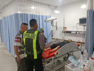 Tertabrak Motor Seorang Pejalan Kaki Alami Luka Berat