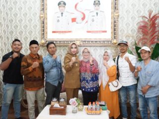Wabup Mimik Audiensi dengan Pengusaha Rumah Potong Unggas Kecamatan Taman