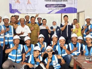 Disnaker Blitar Cetak 18 Tenaga Kerja Bersertifikat Kompetensi Elektronika