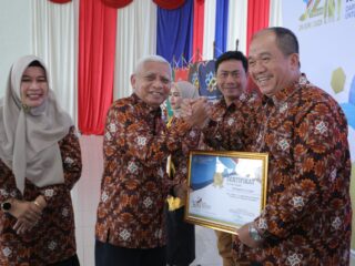 Bupati Asahan Terima Penghargaan di Puncak Harganya Ke-32 Provinsi Sumatera Utara