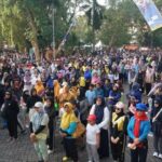 Ribuan Warga Padati Jalan Sehat Dies Natalis ke-24 UTM, Bukti Kampus Berdampak Internasional